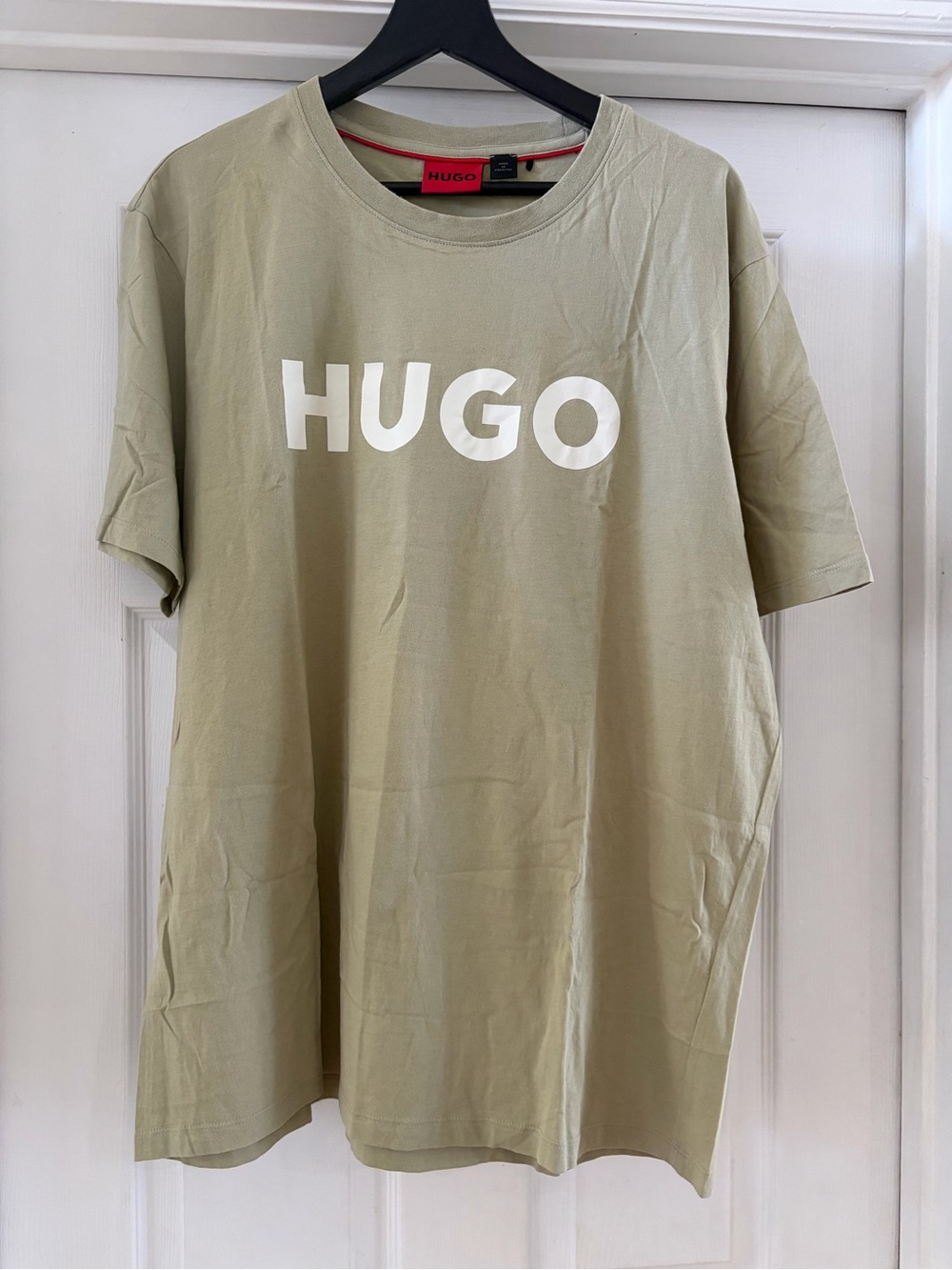 HUGO Red Logo Tag on Beige Garment Size XXL